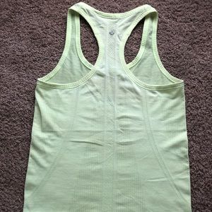 Like green Lululemon tank